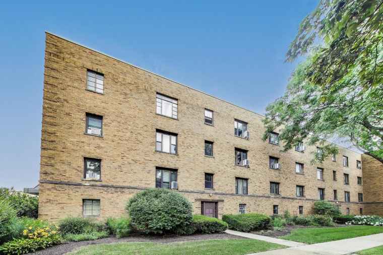 Photo of 1555 Monroe Ave #2 River Forest, IL 60305