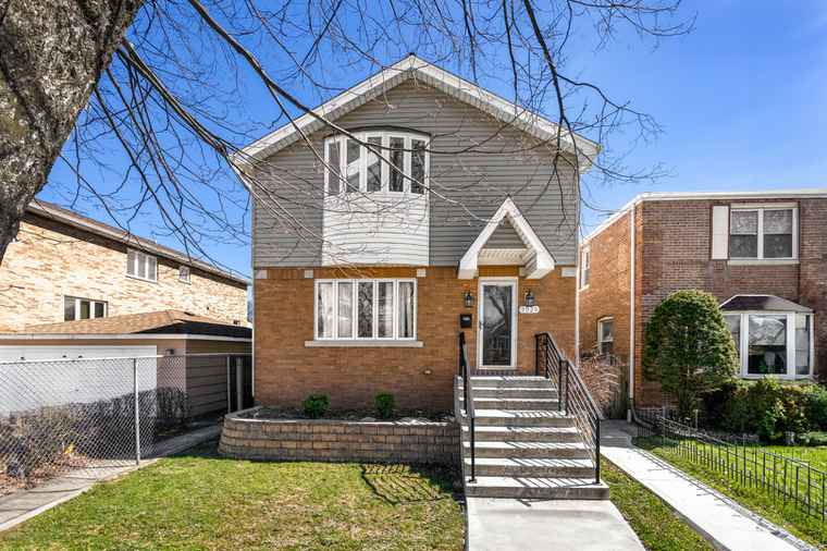 Photo of 3529 N Plainfield Ave Chicago, IL 60634