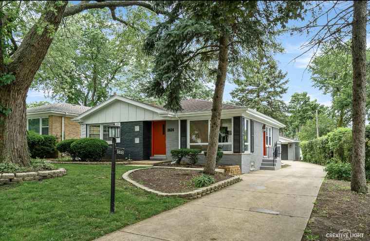 Photo of 3834 Hampton Ave Western Springs, IL 60558