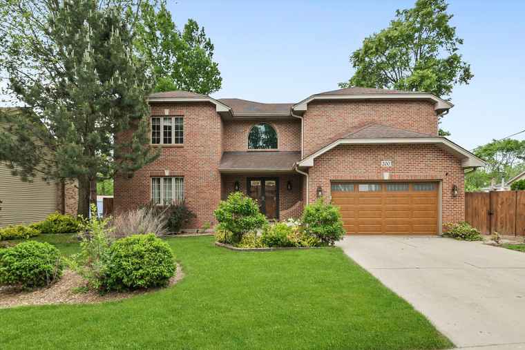 Photo of 200 Windsor Ave Wood Dale, IL 60191