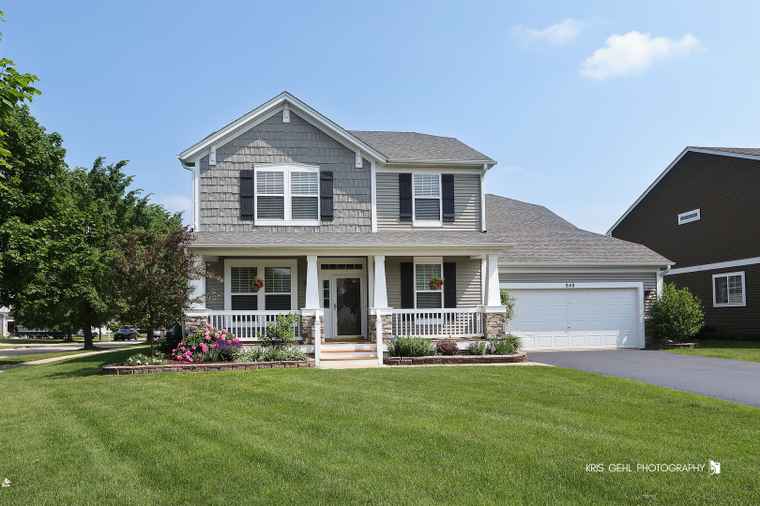 Photo of 848 Timber Lake Dr Antioch, IL 60002