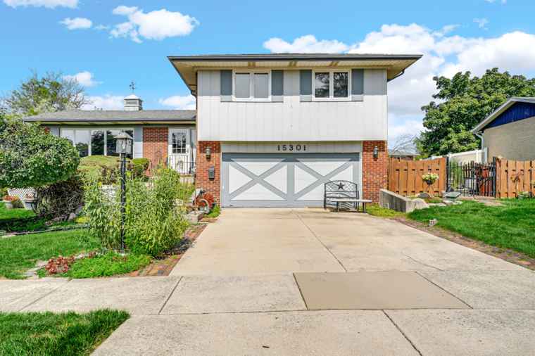 Photo of 15301 Cherry Ln Oak Forest, IL 60452