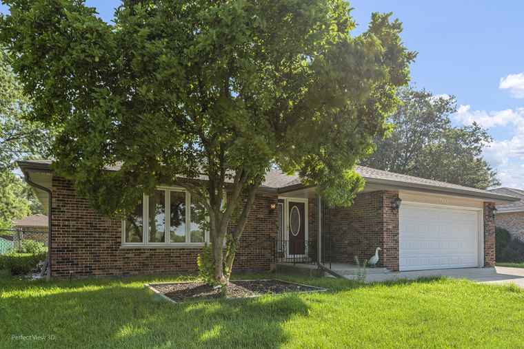 Photo of 7738 Wheeler Dr Orland Park, IL 60462