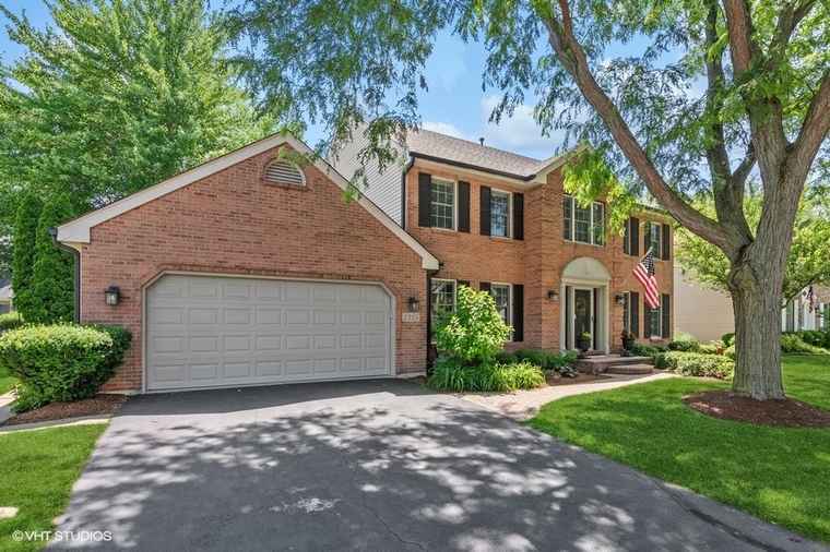 Photo of 2325 Fairfax Rd St. Charles, IL 60174
