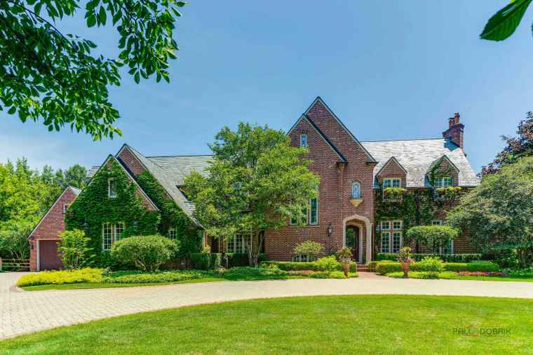 Photo of 51 Sequoia Ct Lake Forest, IL 60045