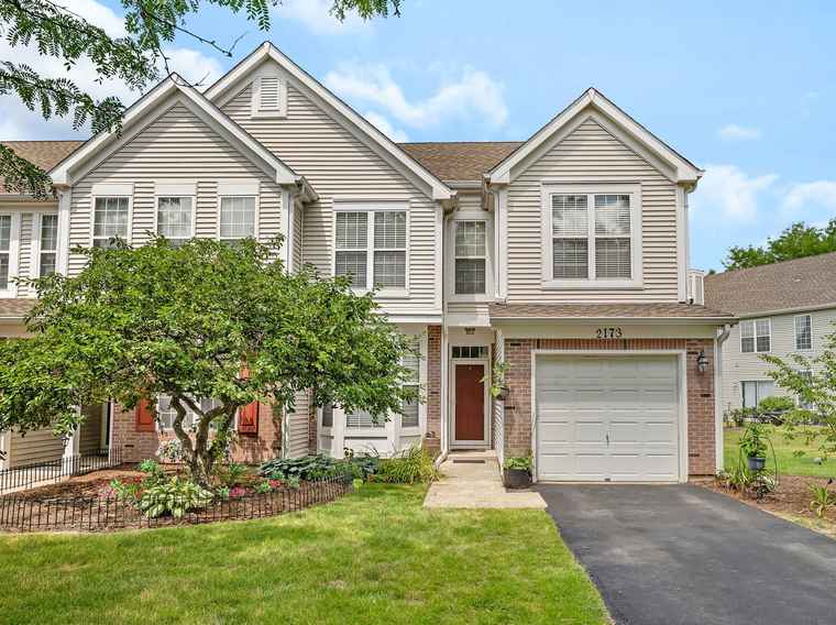 Photo of 2173 Rossiter Pkwy #2173 Plainfield, IL 60586