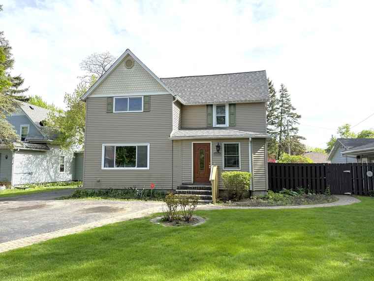 Photo of 1634 Scott Blvd Geneva, IL 60134