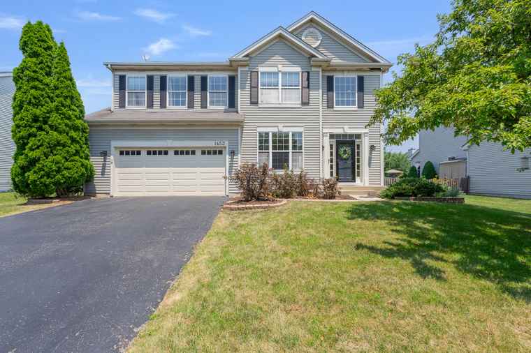 Photo of 1453 Waterside Dr Bolingbrook, IL 60490