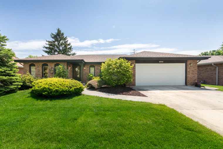 Photo of 7423 Cashew Dr Orland Park, IL 60462