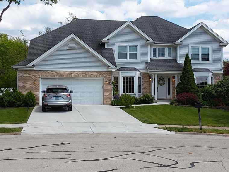 Photo of 1694 Carthage Ct Naperville, IL 60565