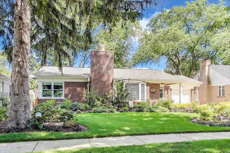 Photo of 723 S Evergreen Ave Arlington Heights, IL 60005