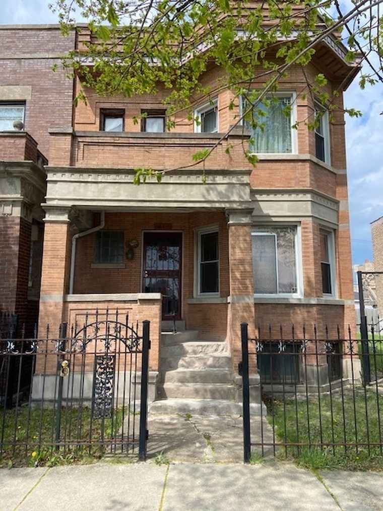 Photo of 3544 W Congress Pkwy Chicago, IL 60624