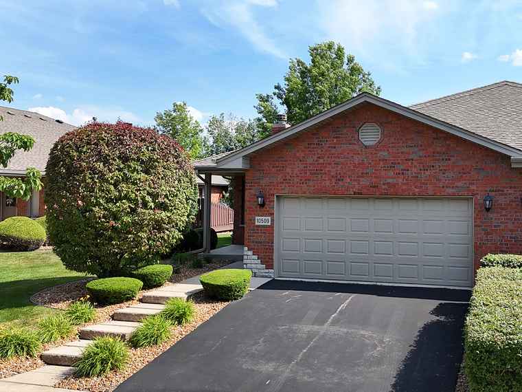 Photo of 10509 San Luis Ln Orland Park, IL 60467