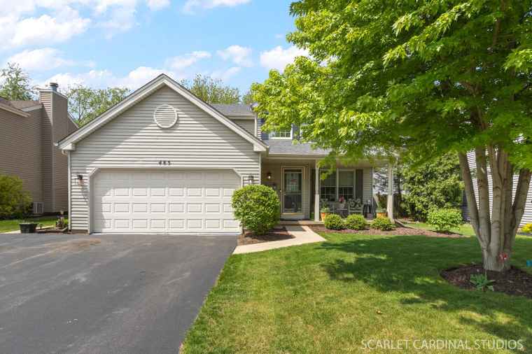 Photo of 485 Mayfield Ln Aurora, IL 60504