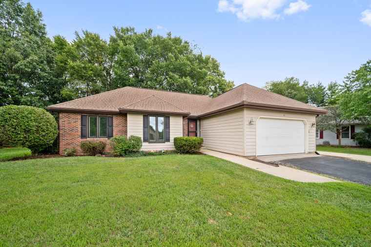 Photo of 419 Jackson St Yorkville, IL 60560
