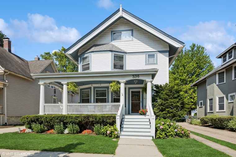 Photo of 336 S Madison Ave La Grange, IL 60525