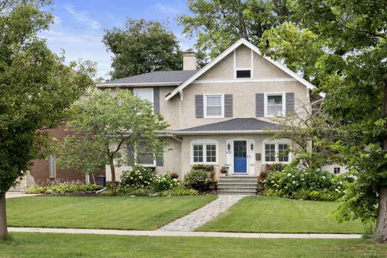 Photo of 438 S Hill Ave Elmhurst, IL 60126