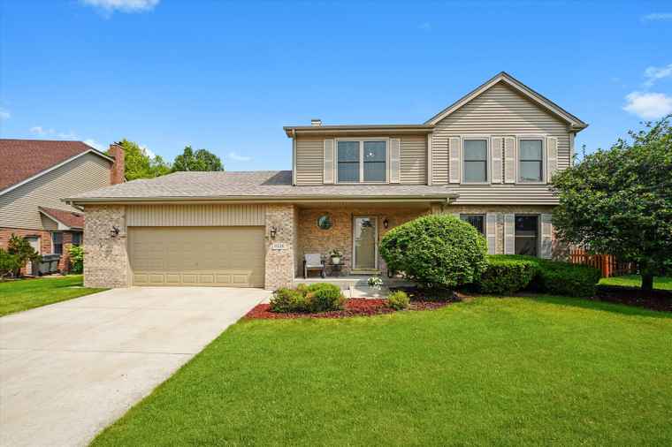 Photo of 11220 Brigitte Ter Orland Park, IL 60467