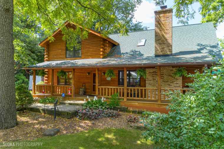 Photo of 723 N River Rd Algonquin, IL 60102
