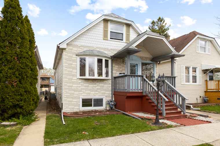 Photo of 2311 N 74th Ave Elmwood Park, IL 60707