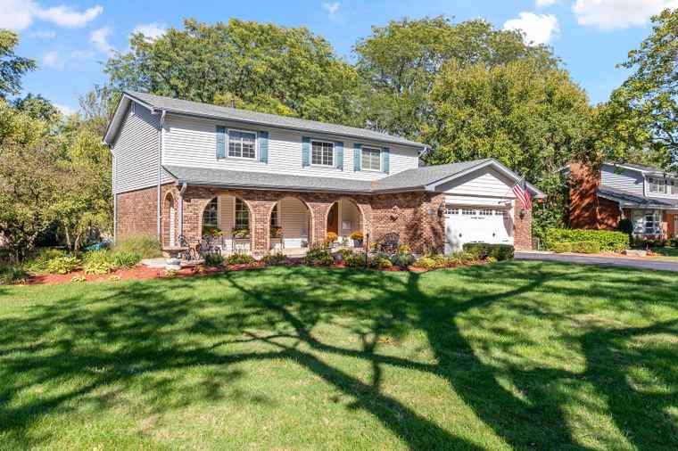 Photo of 2709 Brassie Ave Flossmoor, IL 60422