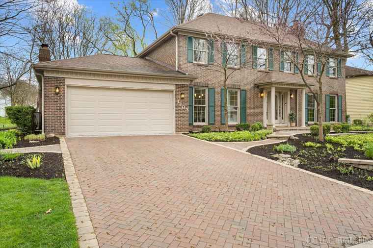 Photo of 1103 S Charles Ave Naperville, IL 60540