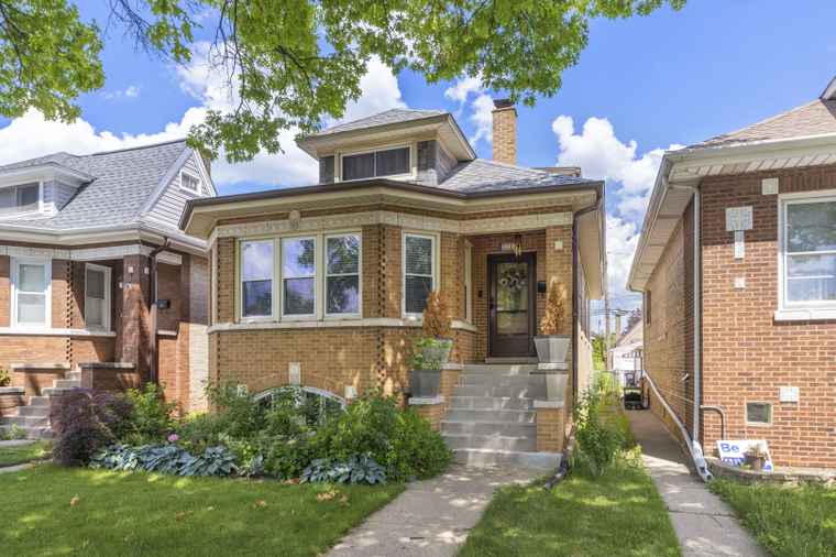 Photo of 2709 N 76th Ct Elmwood Park, IL 60707