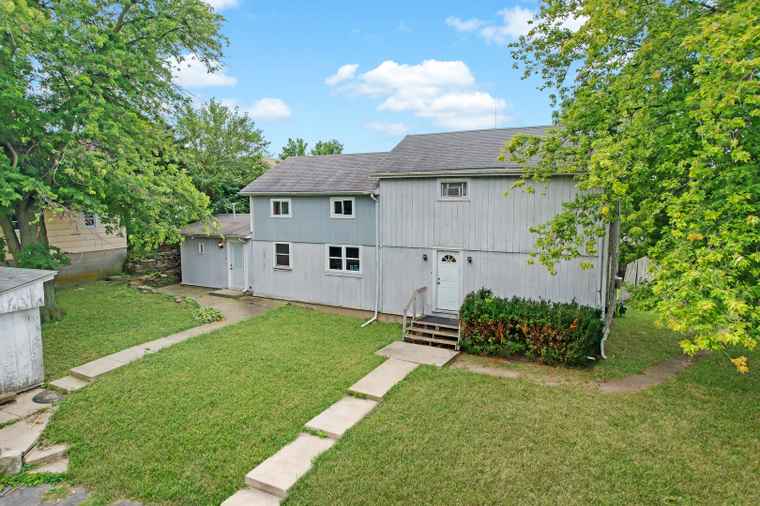 Photo of 906 E Illinois St Lemont, IL 60439