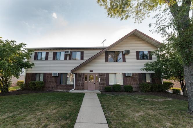 410 Echo Lane Unit 4Sold
