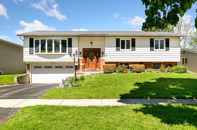 7554 Churchill Dr, Hanover Park, IL 60133 | MLS# 10386043 ...