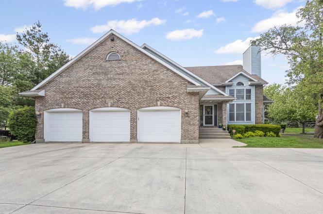 6897 Galena Rd, Bristol, IL 60512 | MLS# 12417110 | Redfin