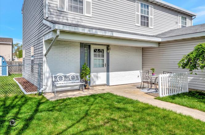 【s】BrightWin 20732 S Acorn Ridge Dr, Frankfort, IL 60423 | Redfin