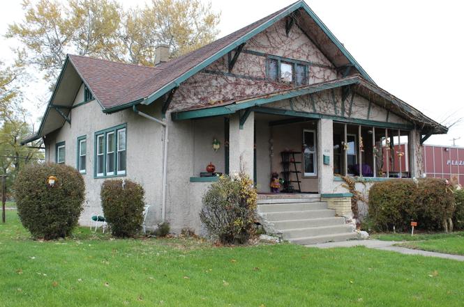 1531 E Court St Kankakee IL 60901 MLS# 10132124 Redfin 1531 E Court St Kankakee IL 60901 MLS# 10132124 Redfin