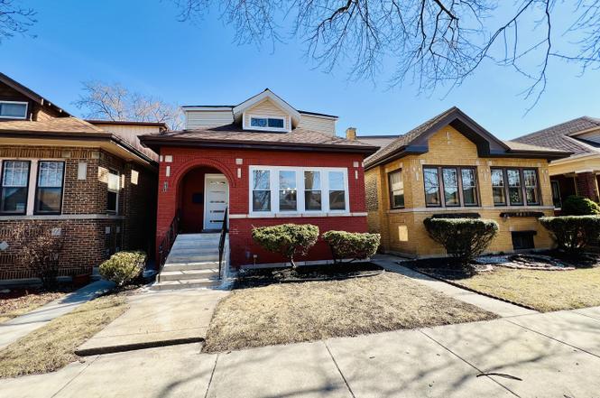 sanson⭐︎ 8431 S KEDVALE Ave, Chicago, IL 60652 | Redfin