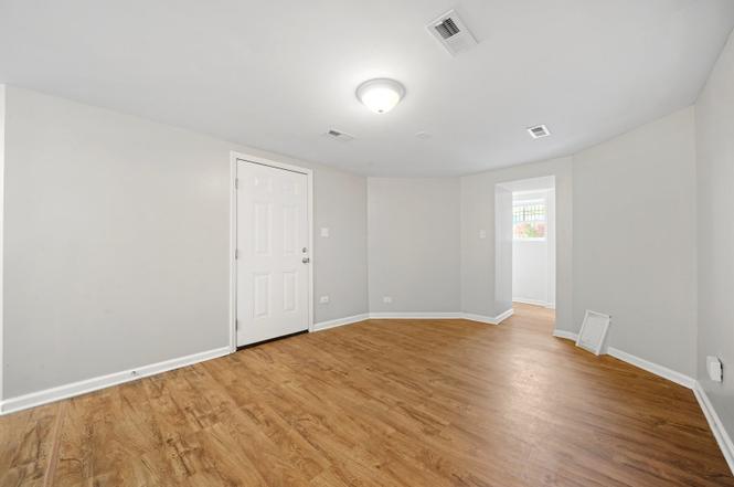 155 N Lavergne Ave, Chicago, IL 60644