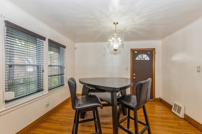 homes for rent 48336