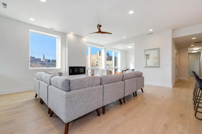 1533 W Superior St Unit 2SN, Chicago, IL 60642
