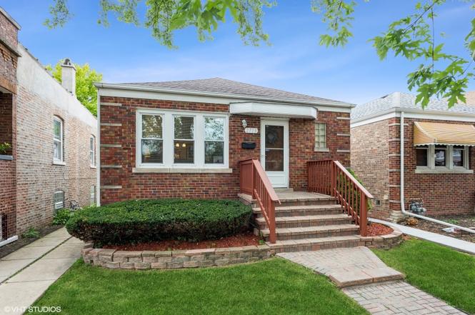 2718 Lombard Ave, Berwyn, IL 60402 | MLS# 11212493 | Redfin