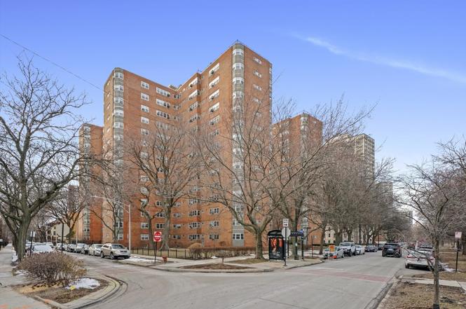 4950 N Marine Drive