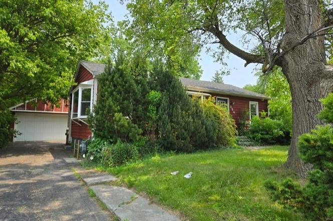 【CPGN】DTP Meadow Lane 半袖T 2色 224 Meadow Ln, Lake Zurich, IL 60047 | Redfin
