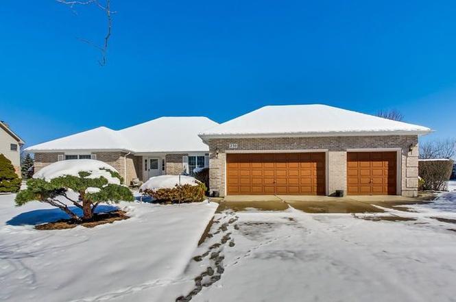 230 Noble Cir, VERNON HILLS, IL 60061 | MLS# 10334622 | Redfin