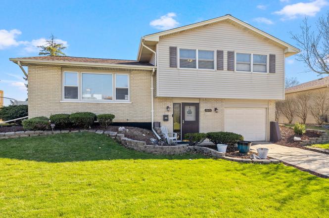 YOR I  7607 Orchard Rd, Wonder Lake, IL 60097 | Redfin