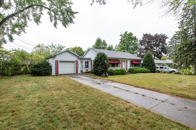 1906 N Poplar St, Waukegan, IL 60087 | Redfin