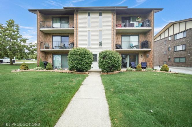 Second  Facts &Features –Shady Lane 9950 Shady Ln Unit 1B, Orland Park, IL 60462 | Redfin