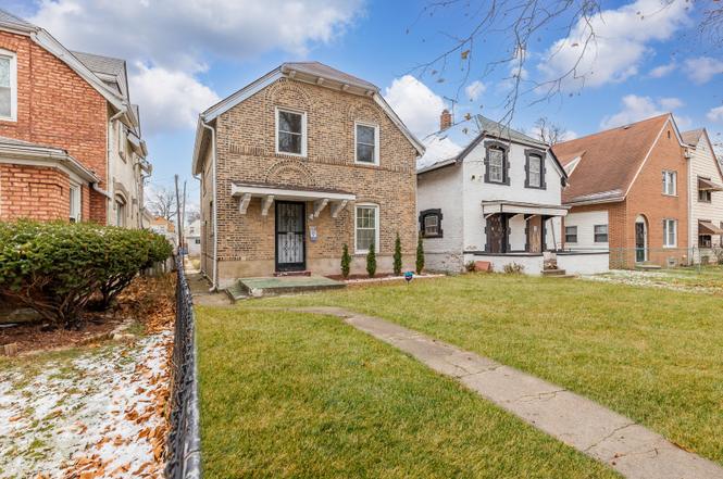 8739 S Michigan Ave, Chicago, IL 60619 | Redfin