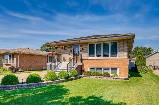 8040 Austin Ave Burbank Il 60459 Mls 10775816 Redfin - Garden Center Services Austin Avenue Burbank Il 8040 Austin Ave Burbank Il 60459 Mls 10775816 Redfin - Garden Center Services Austin Avenue Burbank Il
