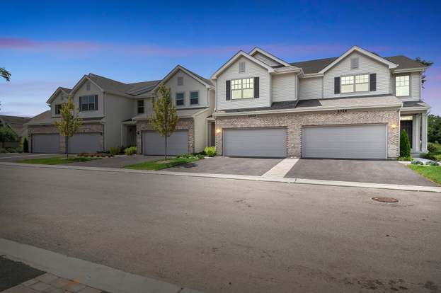 1009 N Auburn Ridge Dr Palatine Il 60067 Mls 10156057 Redfin