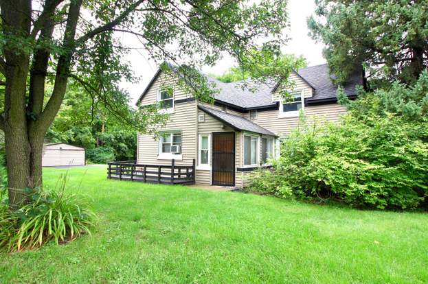 412 Grove St Wood Dale Il 60191 Mls 10073096 Redfin