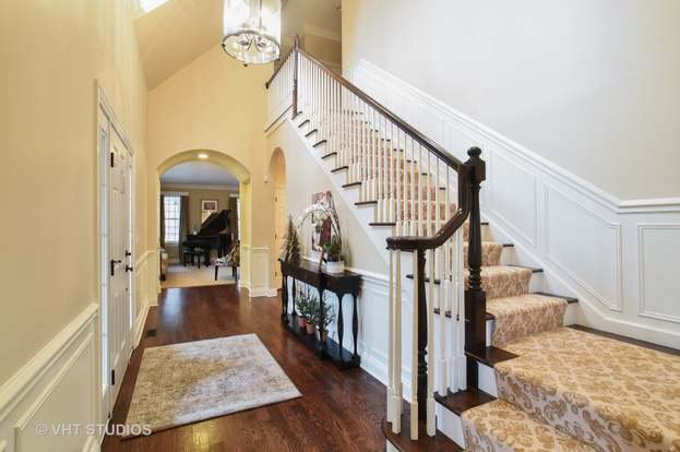 2628 Independence Ave Glenview Il Mls Redfin