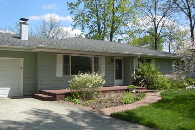 933 Somerset St New Lenox Il 60451 Mls 10386122 Redfin